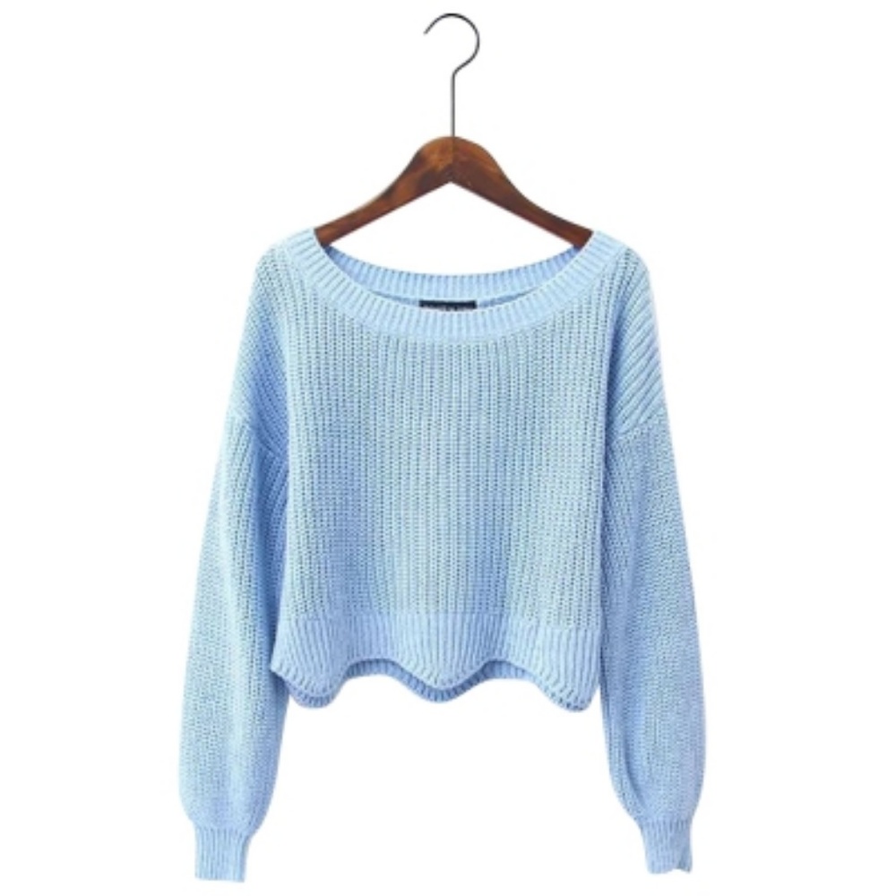 Chunky Blue Scalloped cropped sweater